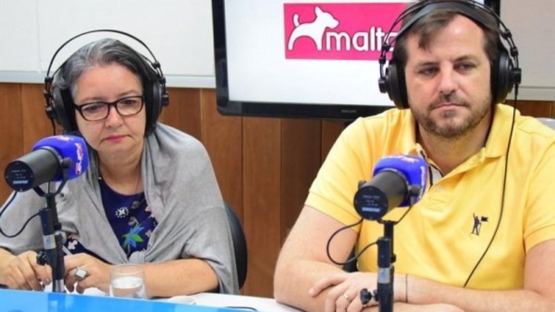 Emerson Baú e Conceição Escobar no programa Agenda da Semana, da Rádio Folha (Foto: Diane Sampaio/FolhaBV)